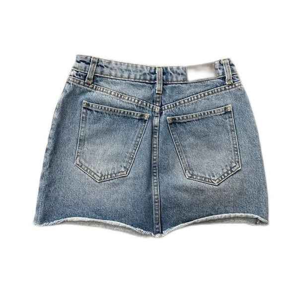 NWOT Carmar LA denim mini skirt 26 - Picture 2 of 4
